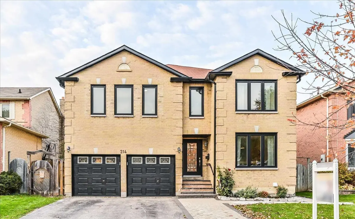 214 Stonemanor AVE #Basement, Whitby, ON L1R 1Y1