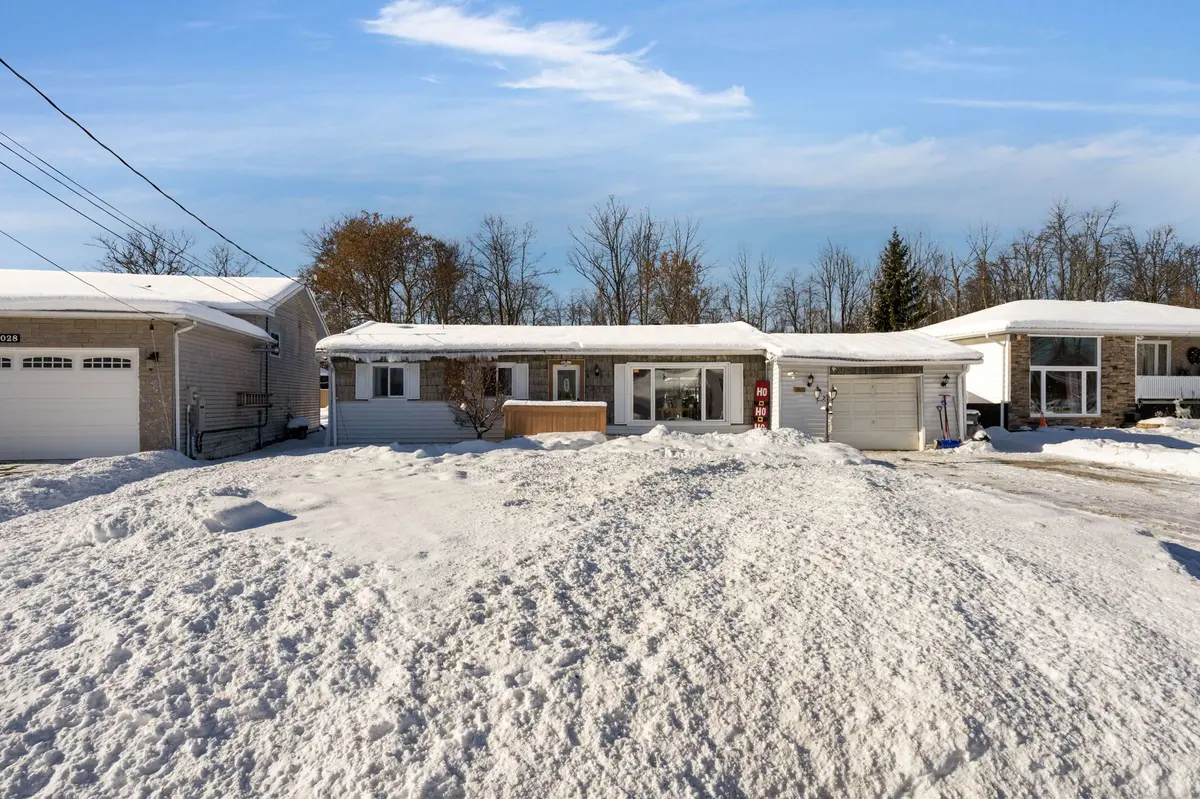 1032 Gilmore AVE, Innisfil, ON L0L 1W0