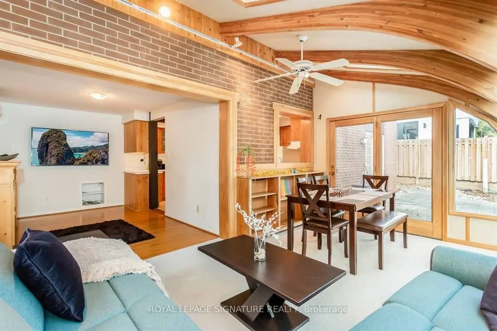 153 Ulster DR, Oakville, ON L6L 3P3