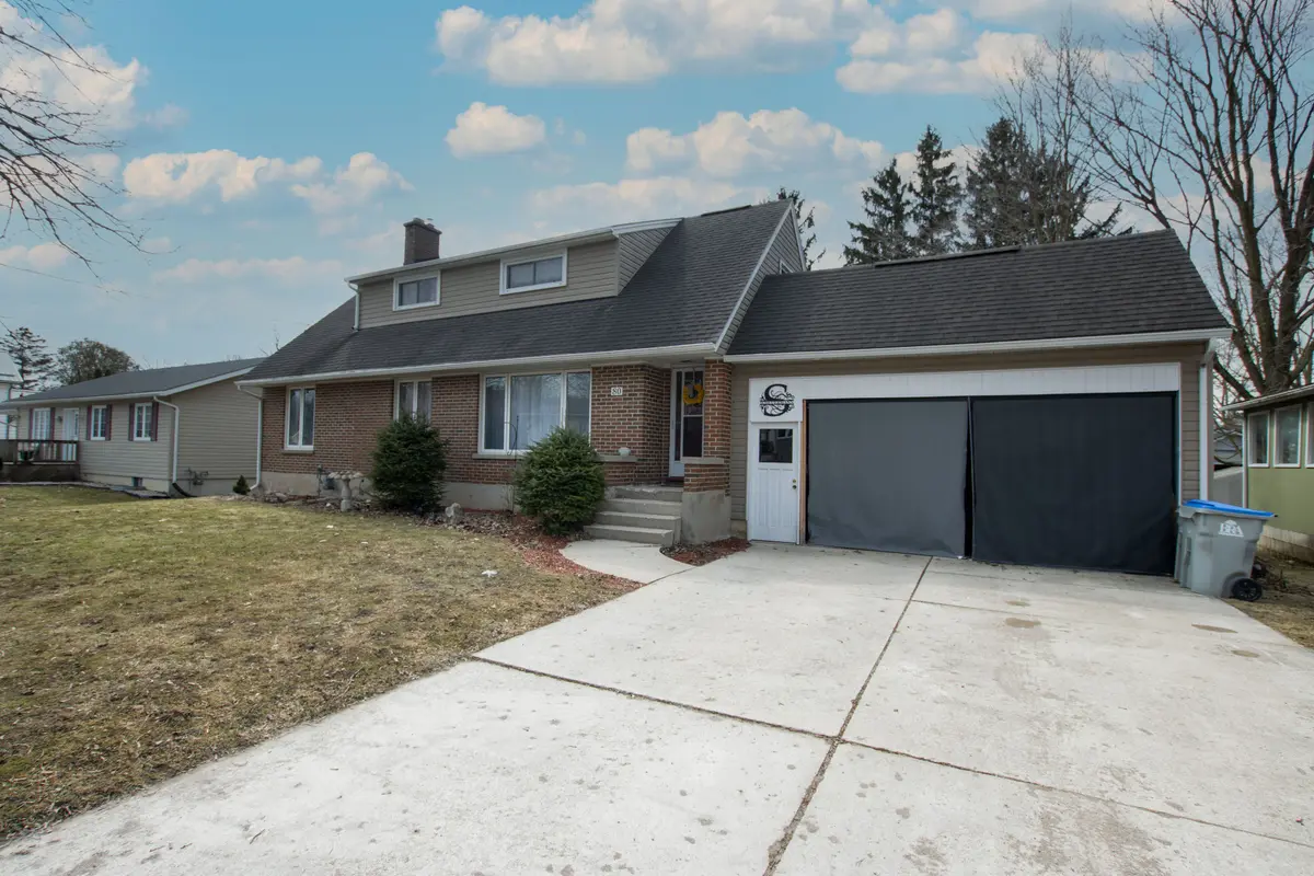 80 Princess ST W, Central Huron, ON N0M 1L0