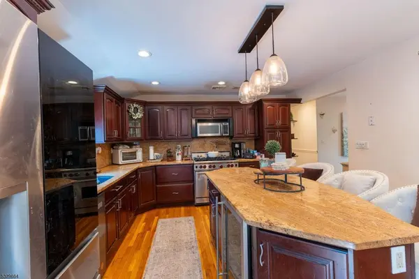 46 W William St, Lincoln Park Boro, NJ 07035