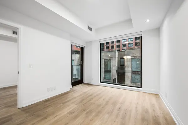 36 Brentcliffe RD #M04, Toronto C11, ON M4G 0E1