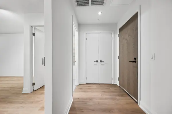 36 Brentcliffe RD #M04, Toronto C11, ON M4G 0E1