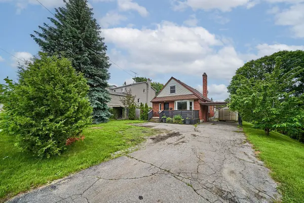 1073 King ST E, Oshawa, ON L1H 1H6