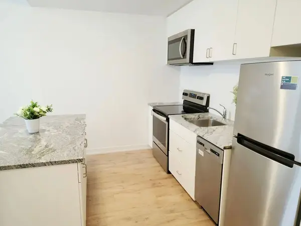 1720 Simcoe ST N #20, Oshawa, ON L1G 0C3