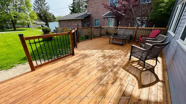 32 Andrew ST, Clarington, ON L1B 1J3