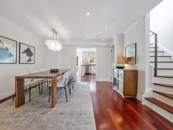 137 Willow AVE, Toronto E02, ON M4E 3K4