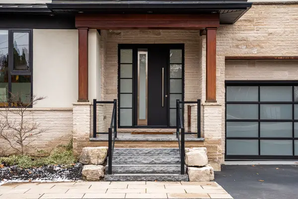 1388 Acton CRES, Oakville, ON L6J 2S5