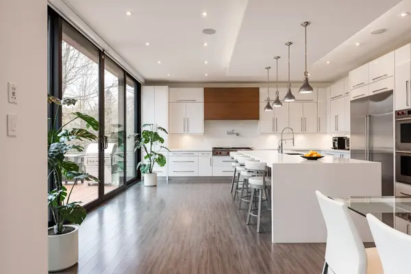 1388 Acton CRES, Oakville, ON L6J 2S5