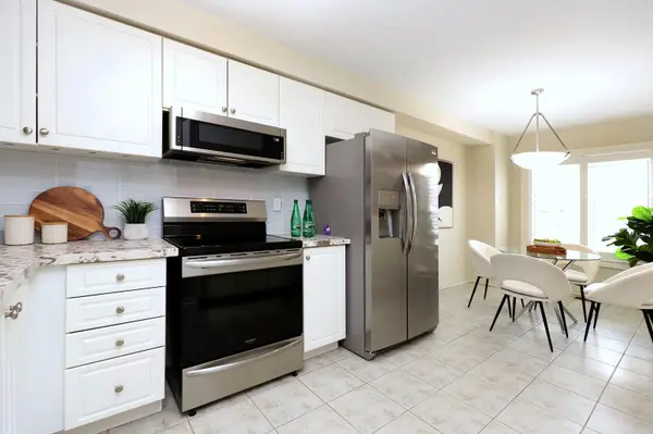 1575 South Parade CT #67, Mississauga, ON L5M 6E9