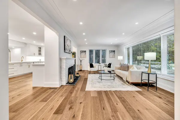 877 Kingsway DR, Burlington, ON L7T 3H8