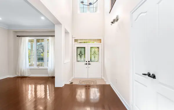 3129 Gladish GRV, Mississauga, ON L5M 0C3