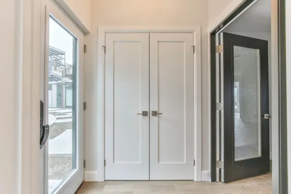 2062 Lumen DR ##A106LWR, London South, ON N6K 4R5