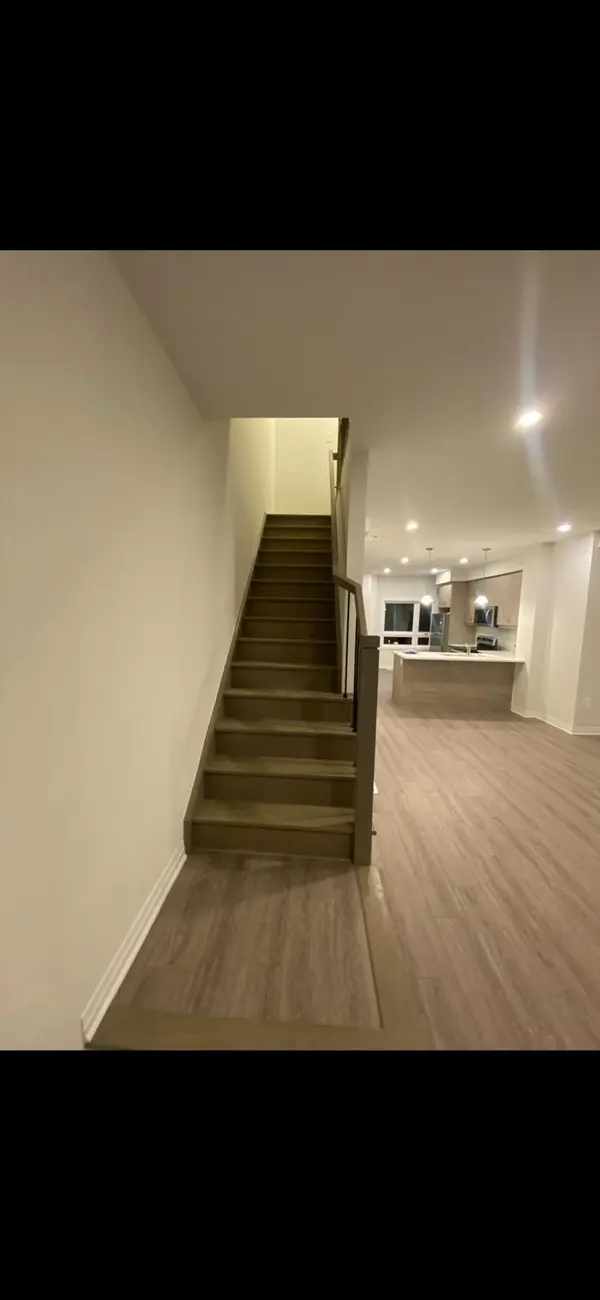 51 Sparrow AVE #10, Cambridge, ON N1T 2E2