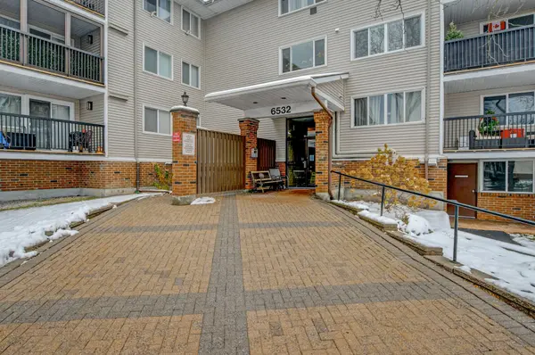 6532 Bilberry DR #112, Orleans - Convent Glen And Area, ON K1C 4N9