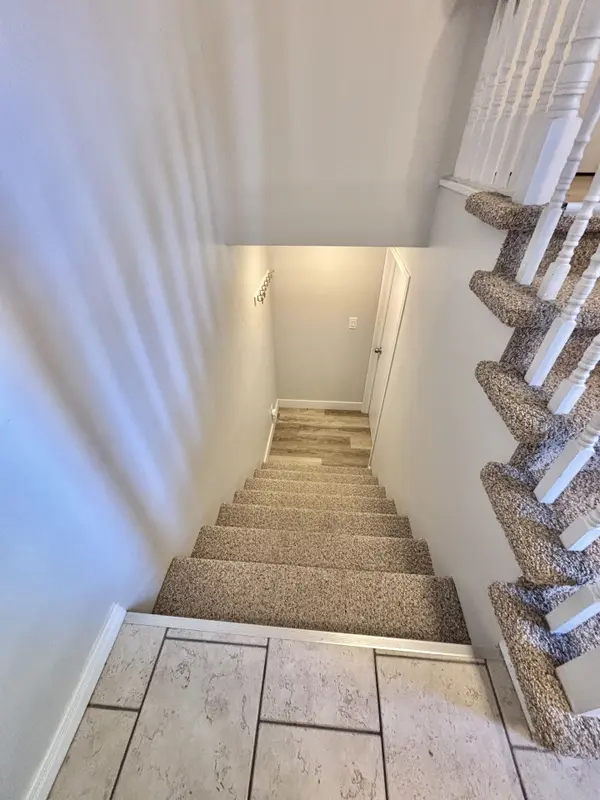 3 1st AVE #Lower, Prince Edward County, ON K0K 3L0