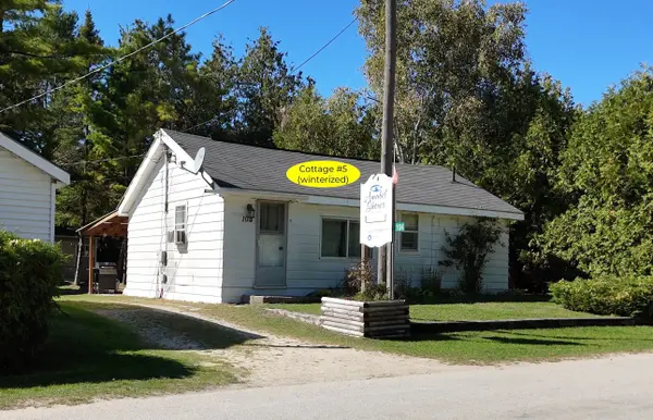 104 Third AVE N, South Bruce Peninsula, ON N0H 2G0