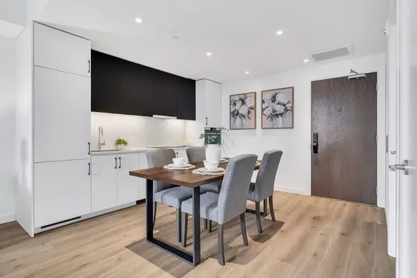 741 King ST W #306, Kitchener, ON N2G 0E9