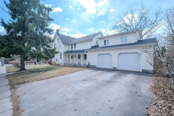 201 Bridge ST W, Greater Napanee, ON K7R 2E5