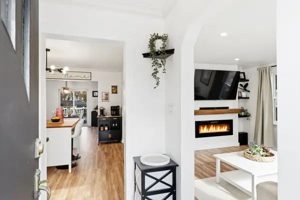 39 Meade ST, Brighton, ON K0K 1H0