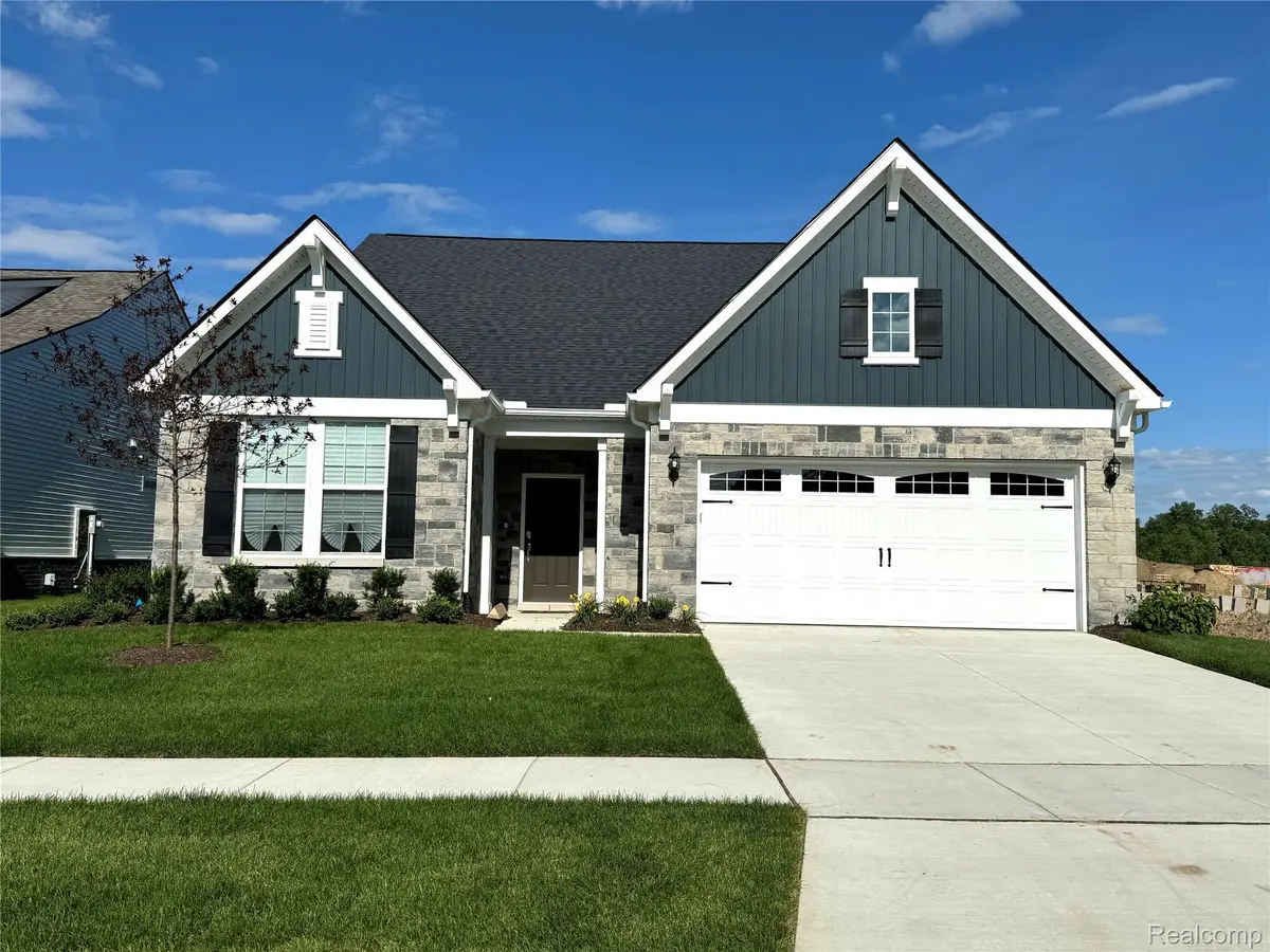 5627 Lewiston RD, Canton Charter Township, MI 48188