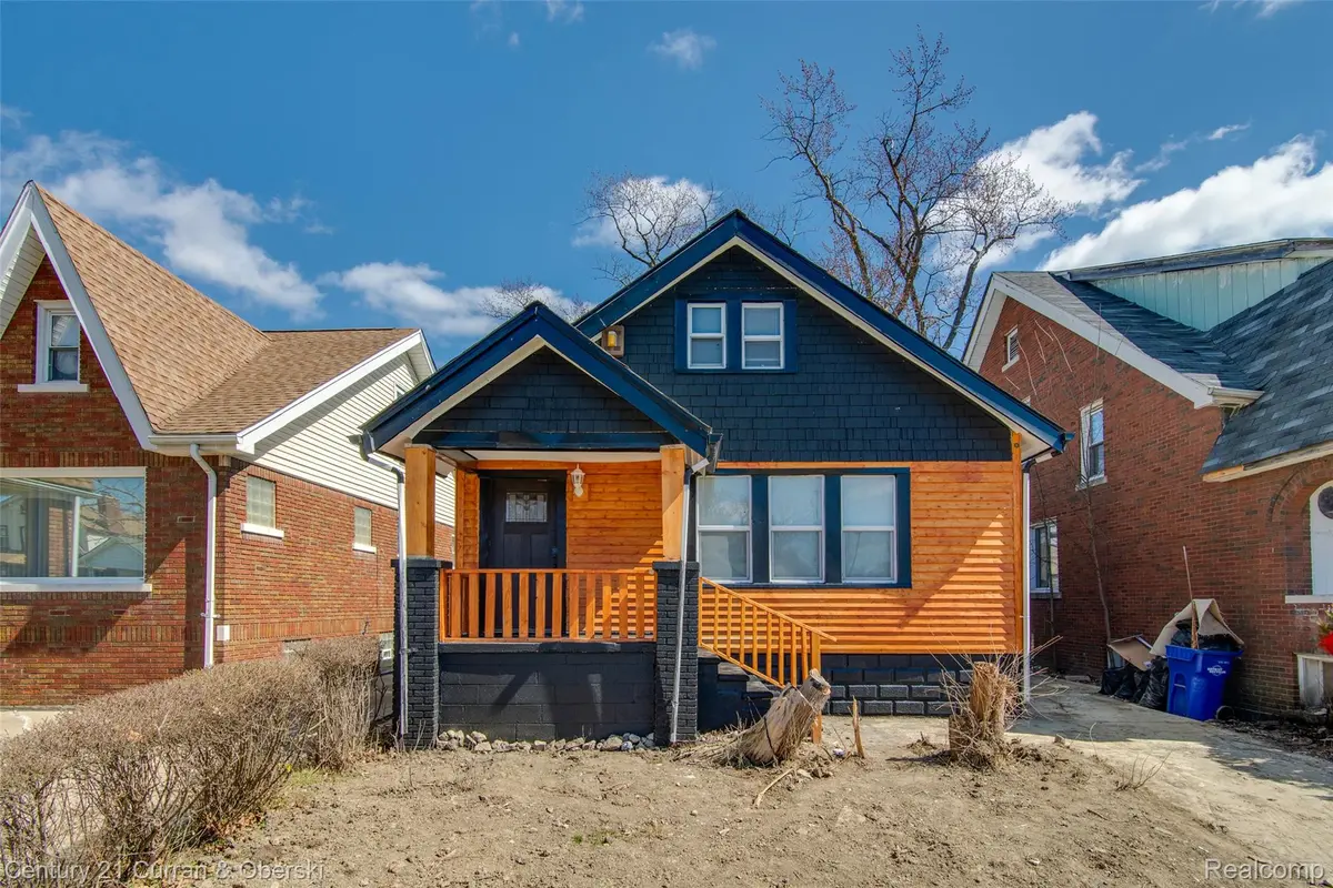 10008 Manor ST, Detroit, MI 48204