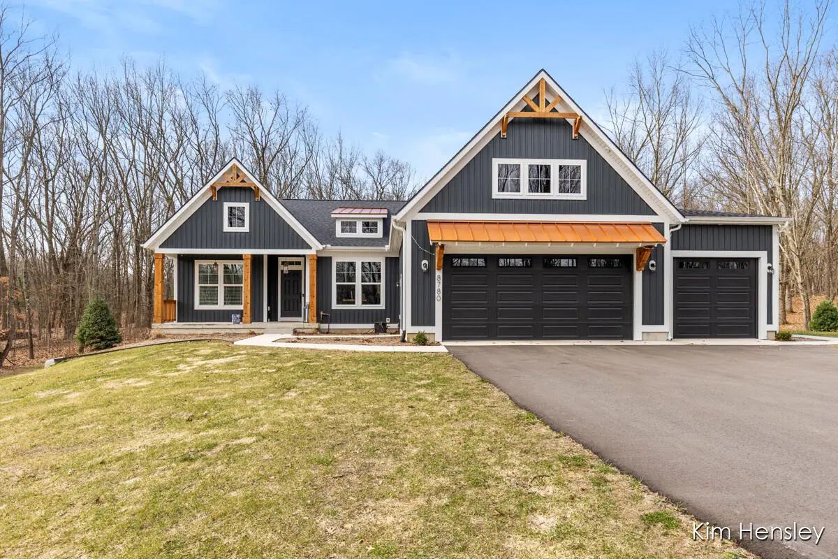 8780 Bentham CT NE, Courtland Twp, MI 49341