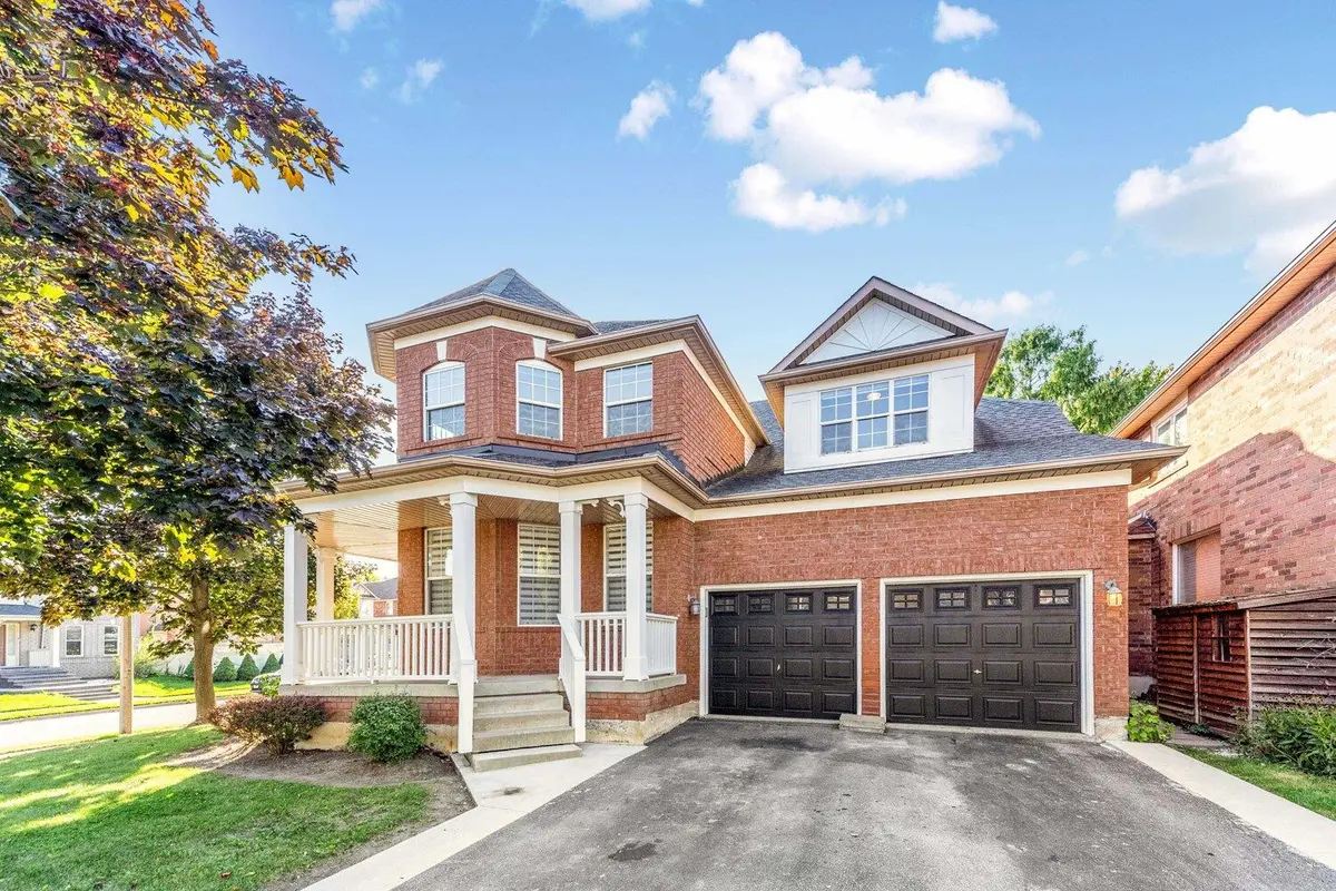 52 Brock DR, Brampton, ON L6P 1A2