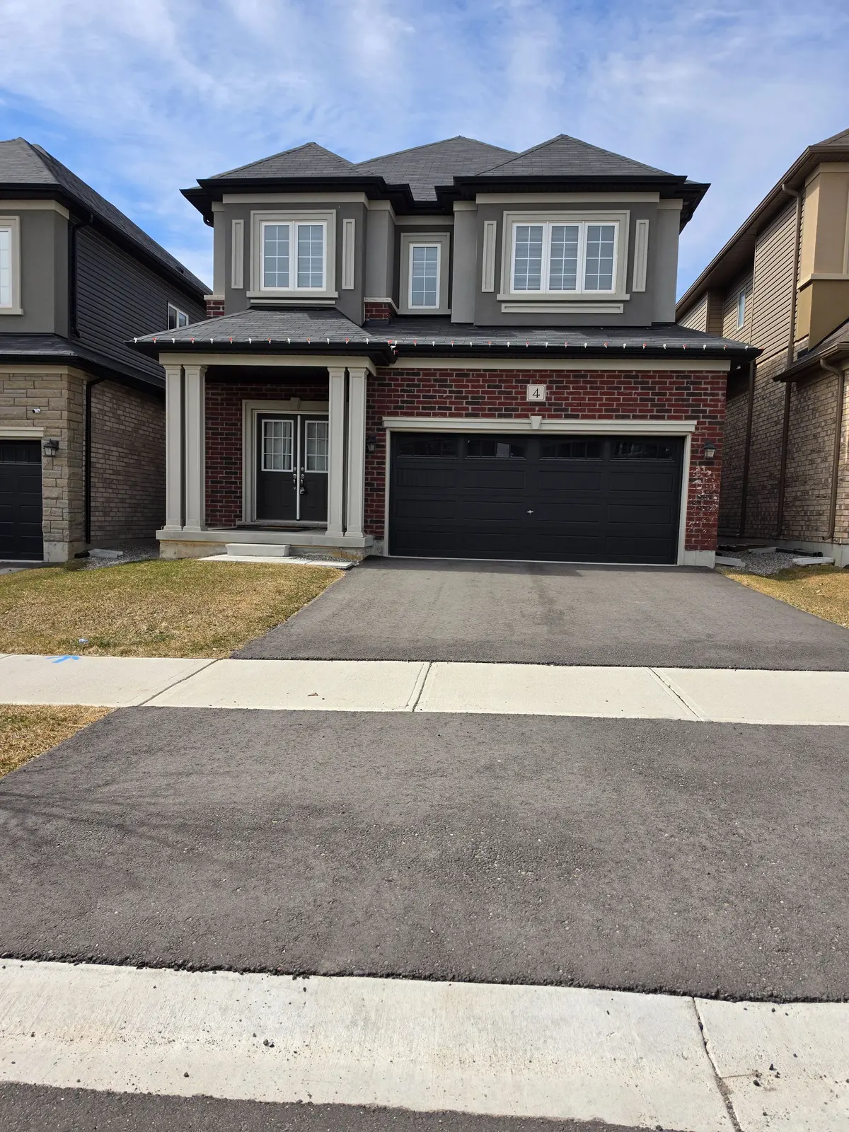 4 Stokes RD, Brant, ON N3L 0L9