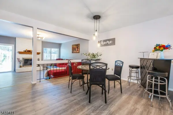 25 Chelsea Way, Bridgewater Twp., NJ 08807