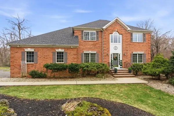 26 Fox Hollow Way, Green Twp., NJ 07821