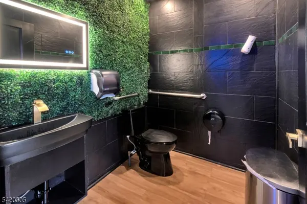 649 Elizabeth Ave, Elizabeth City, NJ 07206