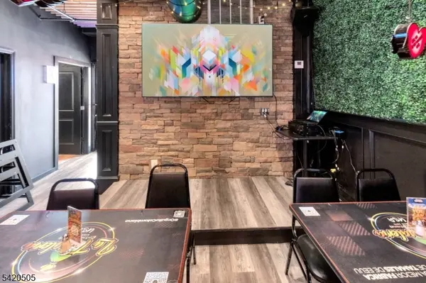 649 Elizabeth Ave, Elizabeth City, NJ 07206