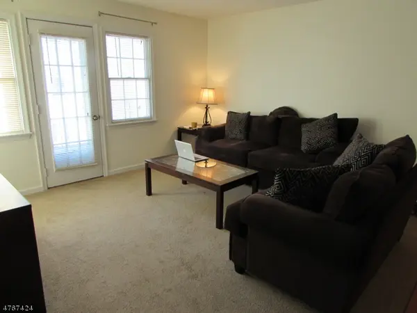 8 Genoble Rd, Montville Twp., NJ 07045