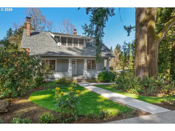 8409 SW CAPITOL HWY, Portland, OR 97219