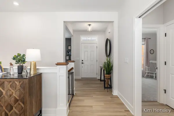 8780 Bentham CT NE, Courtland Twp, MI 49341