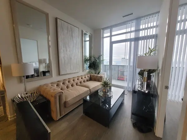 55 Cooper ST #PH112, Toronto C08, ON M5E 0G1