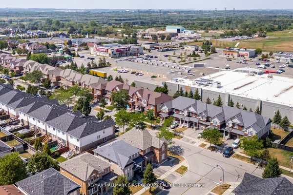 35 Elliottglen DR, Ajax, ON L1Z 0H1