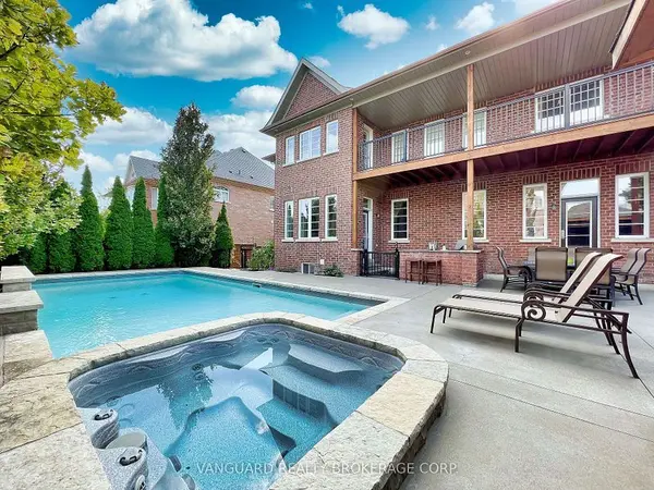 7 Cape George TRL, King, ON L7B 0A2