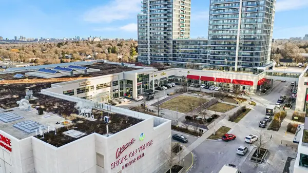 7171 Yonge ST #2108, Markham, ON L3T 0C5