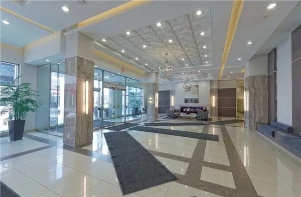 7171 Yonge ST #2108, Markham, ON L3T 0C5