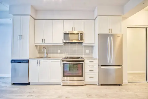 7895 Jane ST #310, Vaughan, ON L4K 2M7