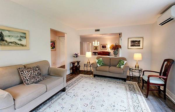 115 Robinson ST, Collingwood, ON L9Y 3M2