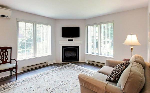 115 Robinson ST, Collingwood, ON L9Y 3M2