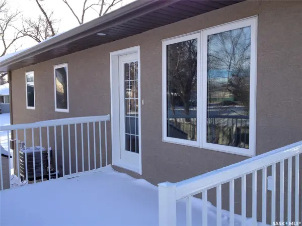 1610 5th AVENUE N, Regina, SK S4R 0R5