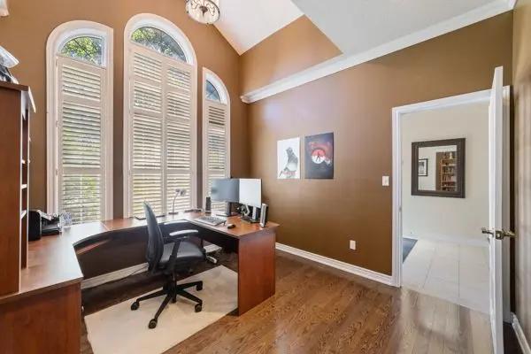 2431 Meadowridge DR, Oakville, ON L6H 7R3