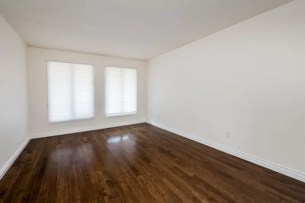 33 Princeton TER, Brampton, ON L6S 3S4