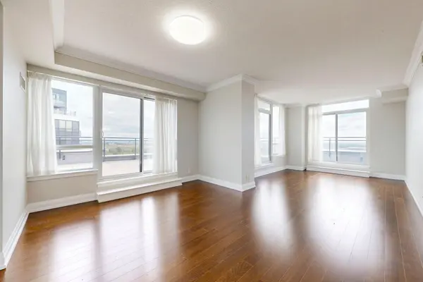 55 De Boers DR #LPH03, Toronto W05, ON M3J 0G5