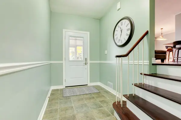 32 Willis DR, Brampton, ON L6W 1B1