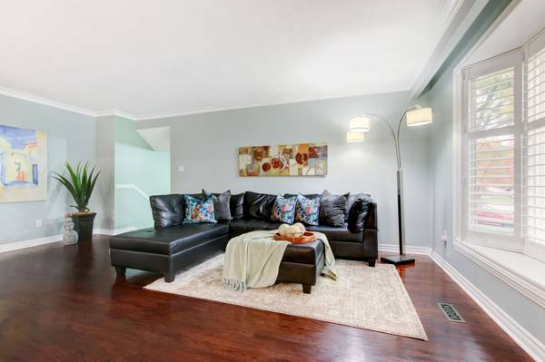 32 Willis DR, Brampton, ON L6W 1B1